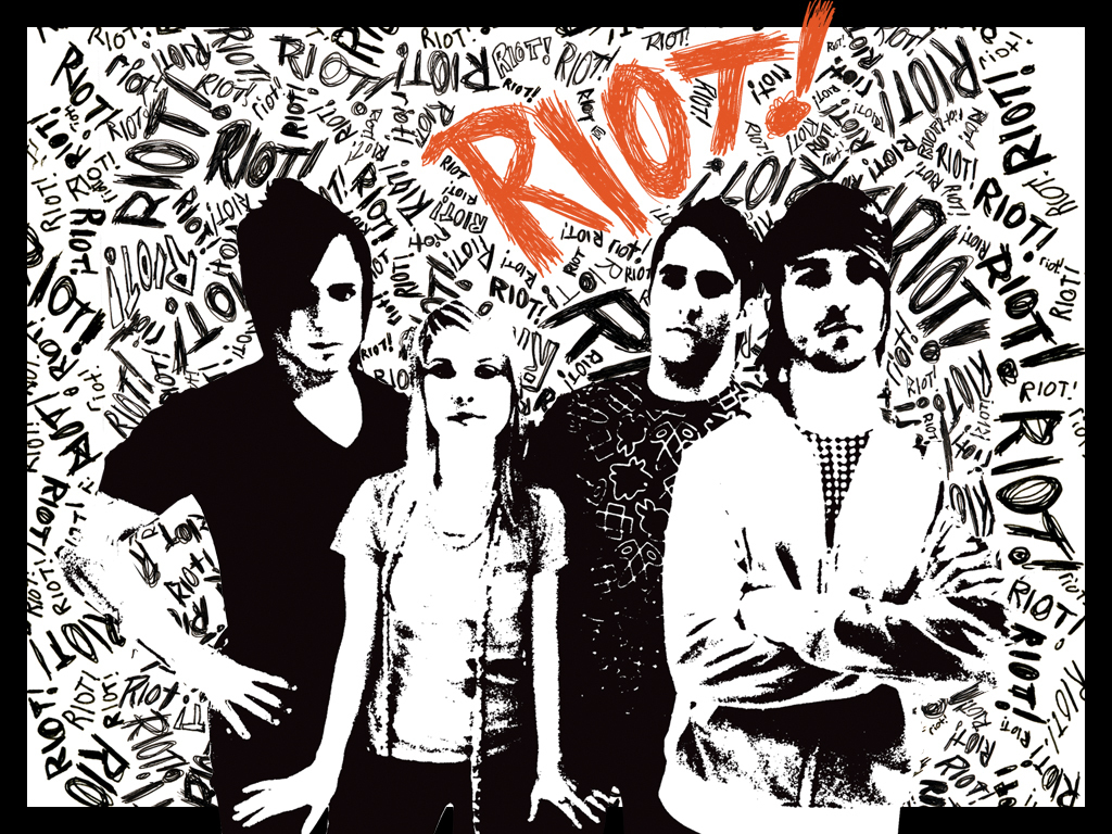 paramore-riot-music-band-2.jpg